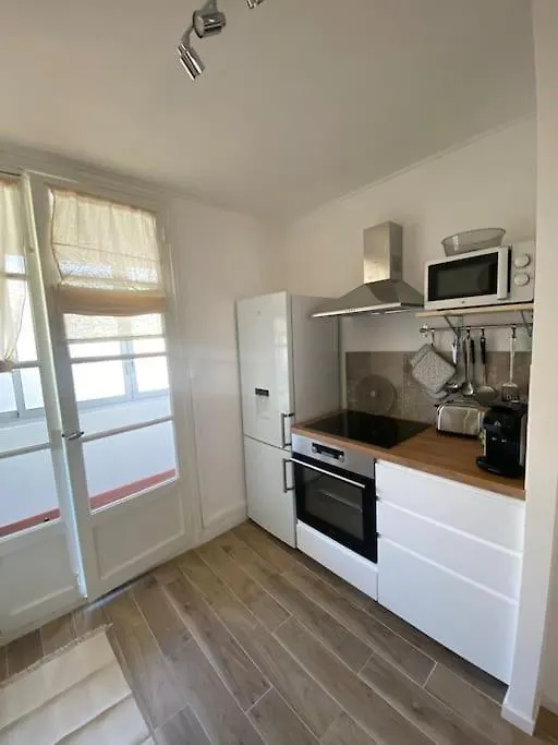 Appartement Beau T3 Proche Base Navale Et Ecoles Superieures à Toulon